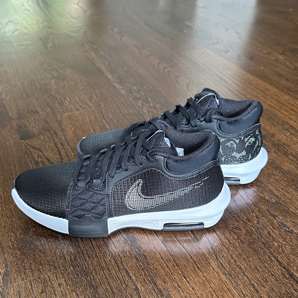 Nike LeBron Witness VIII TB - Picture 4 of 4